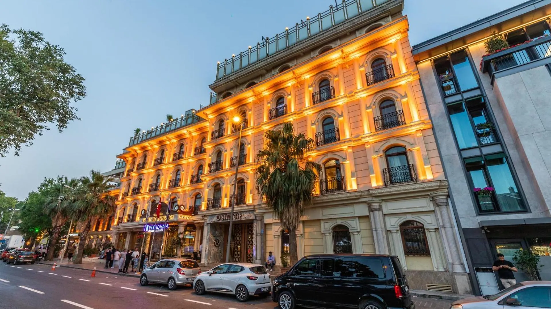 Wyndham Istanbul Old City 5*,