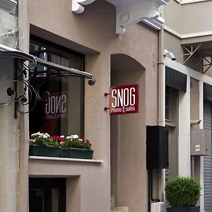 酒店 斯诺格客房及套房酒店